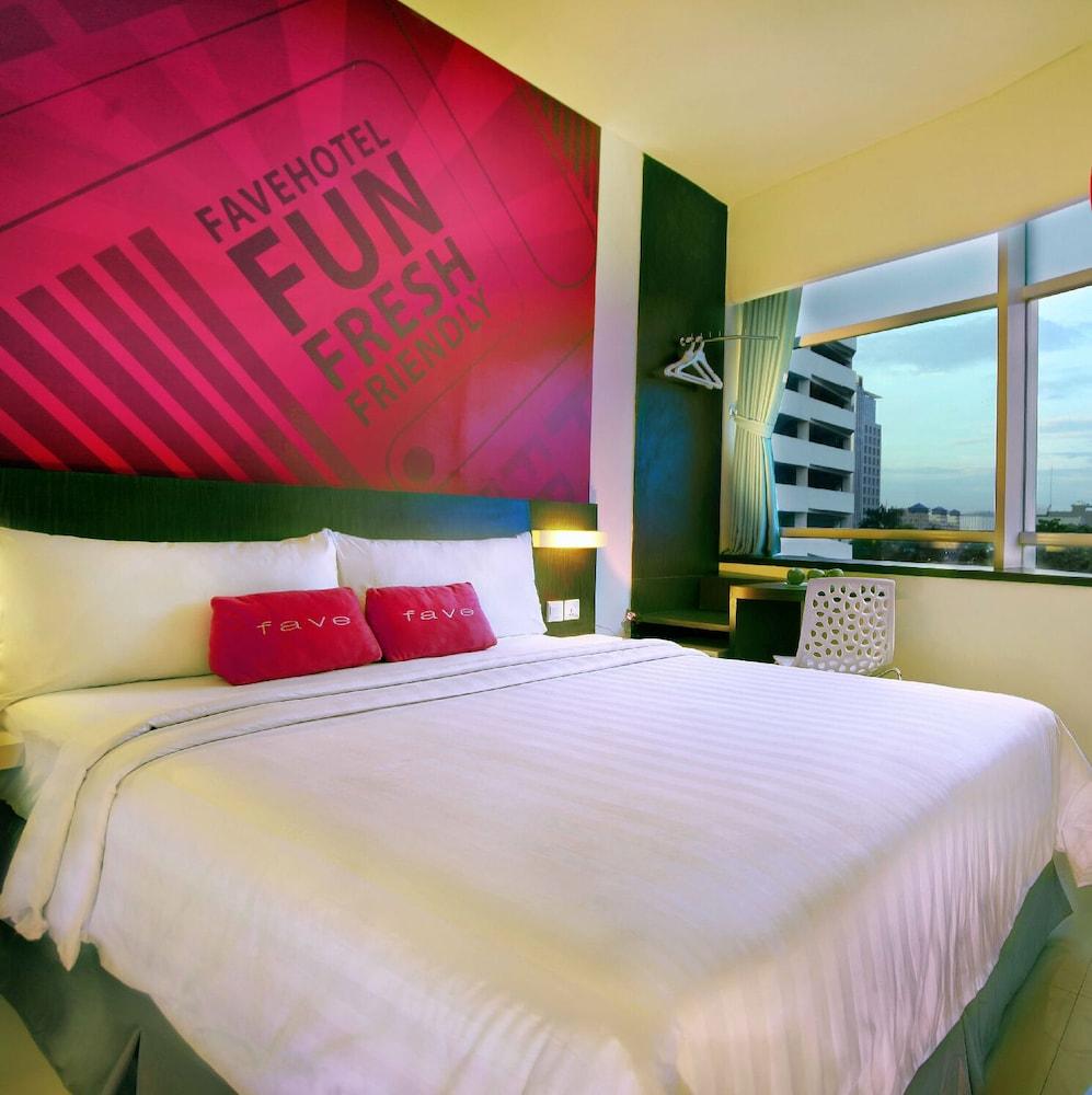 เฟฟโฮเต็ล ปลูอิตจังค์ชั่น Hotel จาการ์ตา ภายนอก รูปภาพ